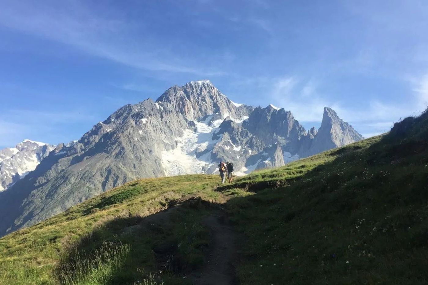 Mont Blanc - 2 hikers